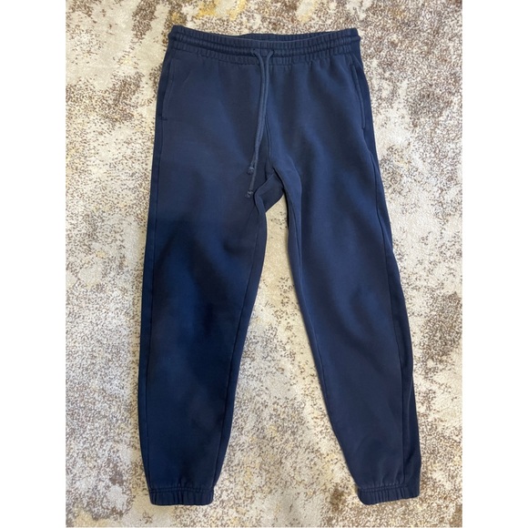 Aritzia Tna Sweatsuit Set - Picture 3 of 7